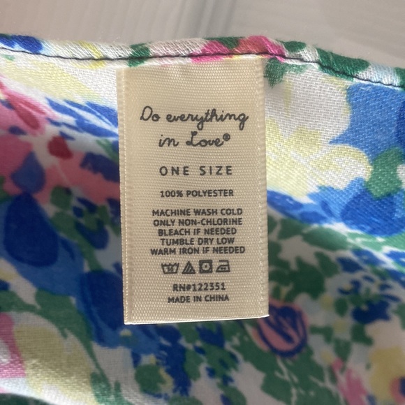 NEW Beautiful Long Floral Drape Cardigan. Hangs to low thigh or knee area - Picture 5 of 8